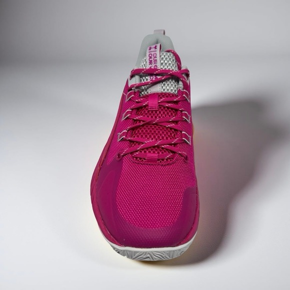 Under Armour HOVR Ascent 2 Women Basketball Shoes Size 11  Under Armour HOVR Ascent 2 Women Basketball Shoes Size 11 Pink 3025681-601 NWOB
